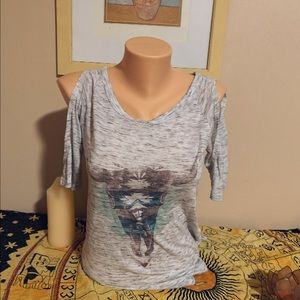 Cold Shoulder Graphic Bull Shirt